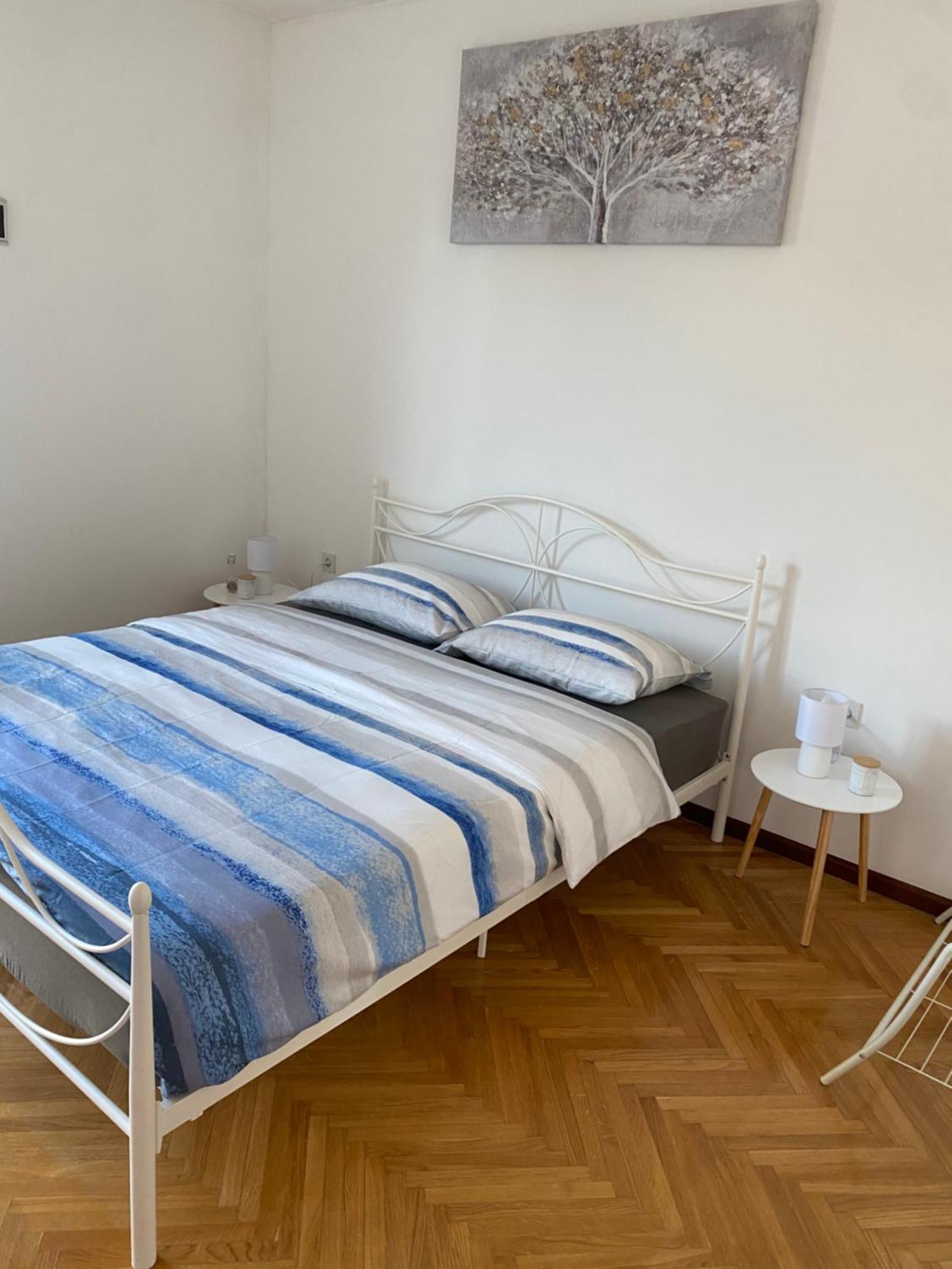 Apartment Niko - Self Check - In Split Exteriör bild